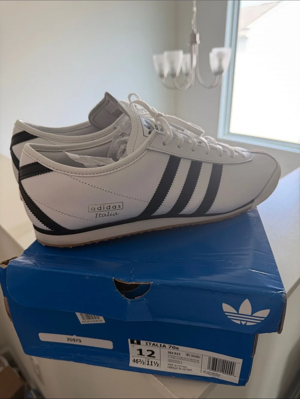 adidas White & Black Italia Men’s Sneakers
